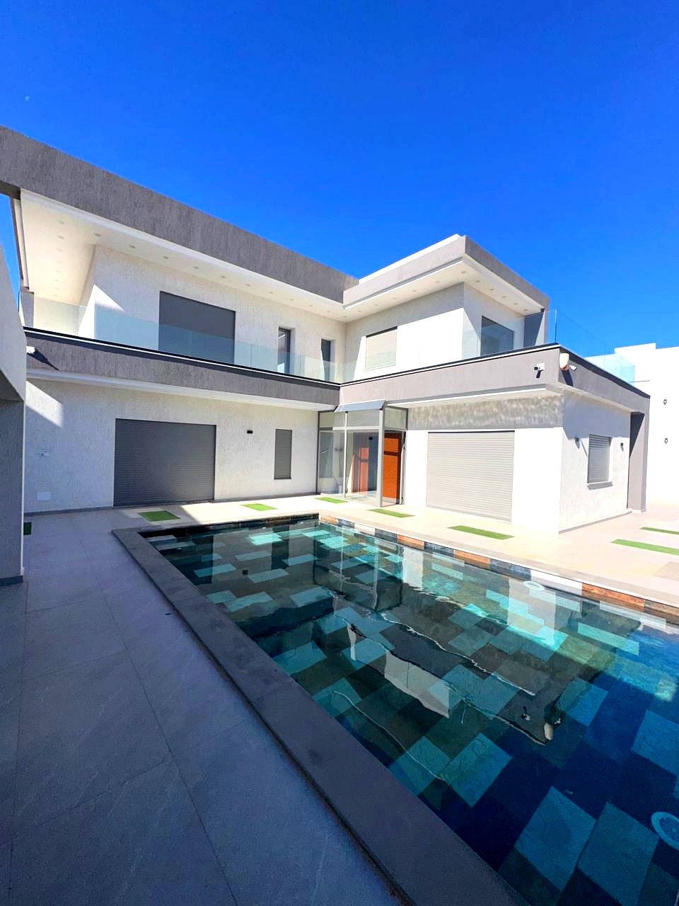Villa 4 photo 3